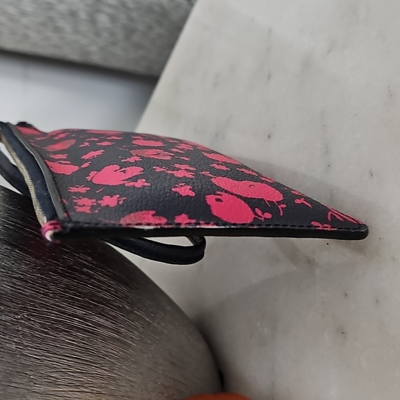 Coach Floral Wristlet - Picture 8 of 8